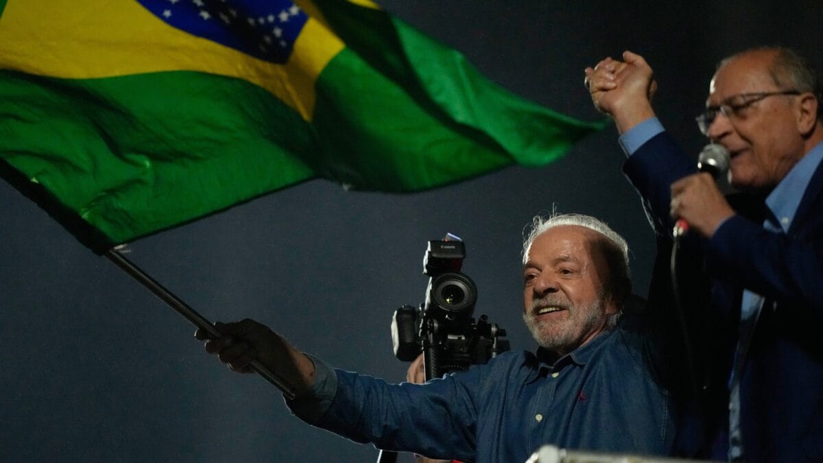 Lula e il movimento serbo: lezioni per la sinistra italiana