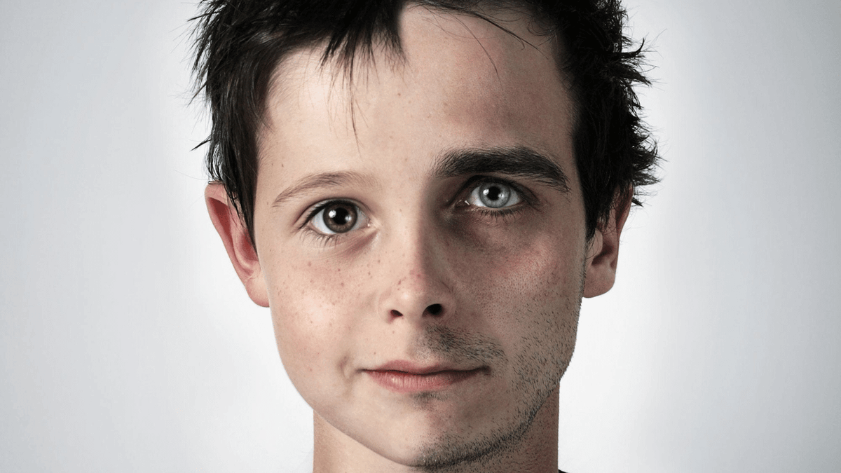 Photographer Ulric Collette's Genetic Portraits Capture Striking Family Resemblances