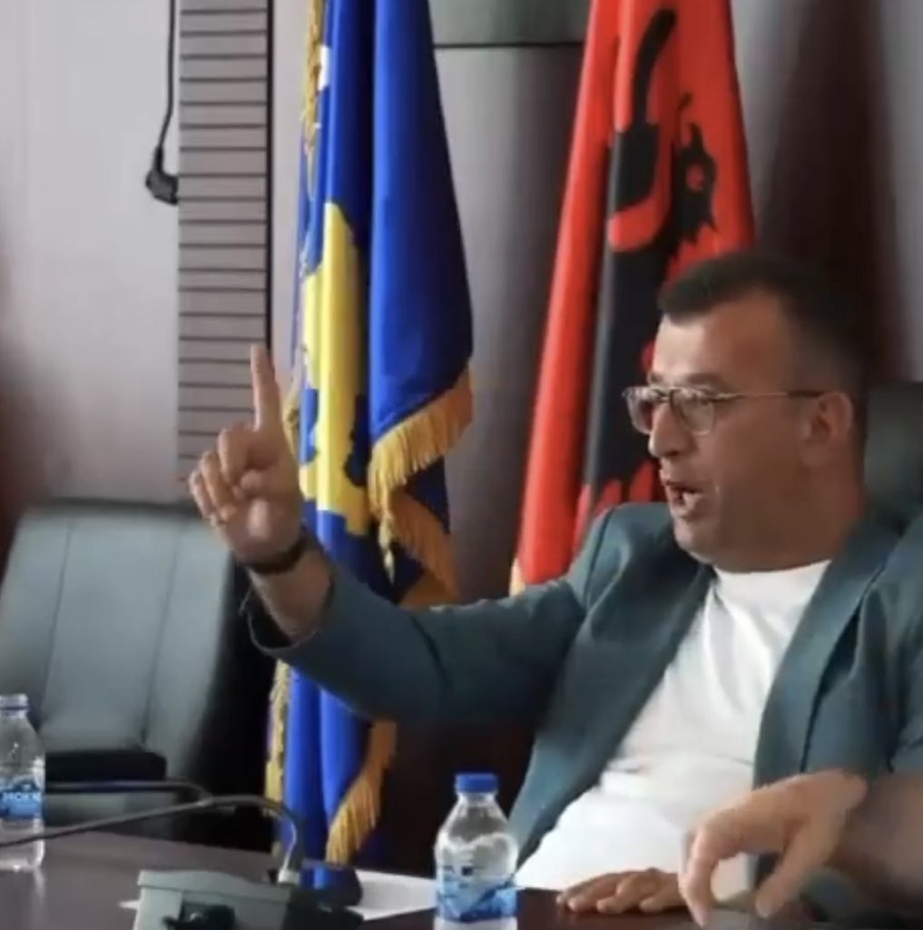 Ilir Ferati's Heated Exchange Stirs Tension in Istog Assembly