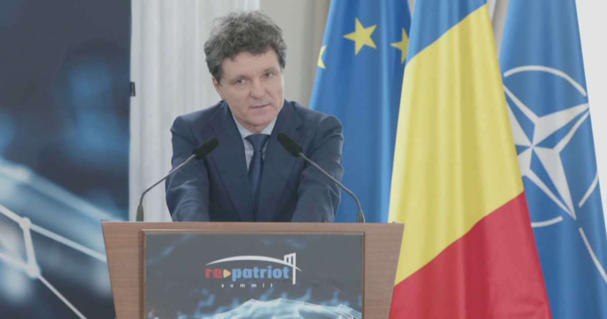 Nicușor Dan le cere românilor din Diaspora să „testeze România”