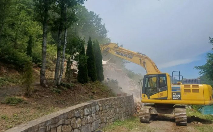 LDK Deputy's Bold Stance on Ujman Villa Demolitions Gains Attention