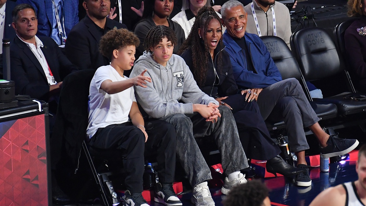 Barack and Michelle Obama Share Courtside Date with Daughter by Their Side