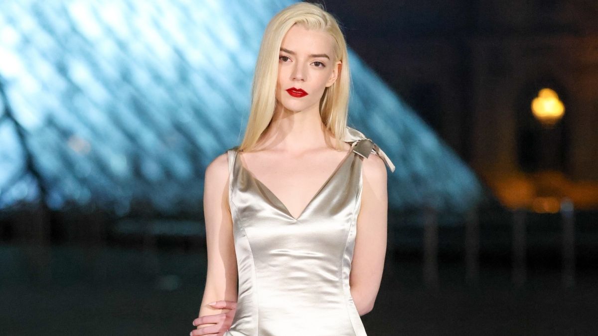 Anya Taylor-Joy's Dior Gown at the Louvre: A Detail to Watch