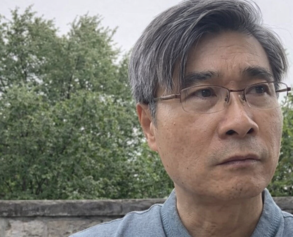 Chinese Expert's Spot-On Forecasts Ignite Online Buzz