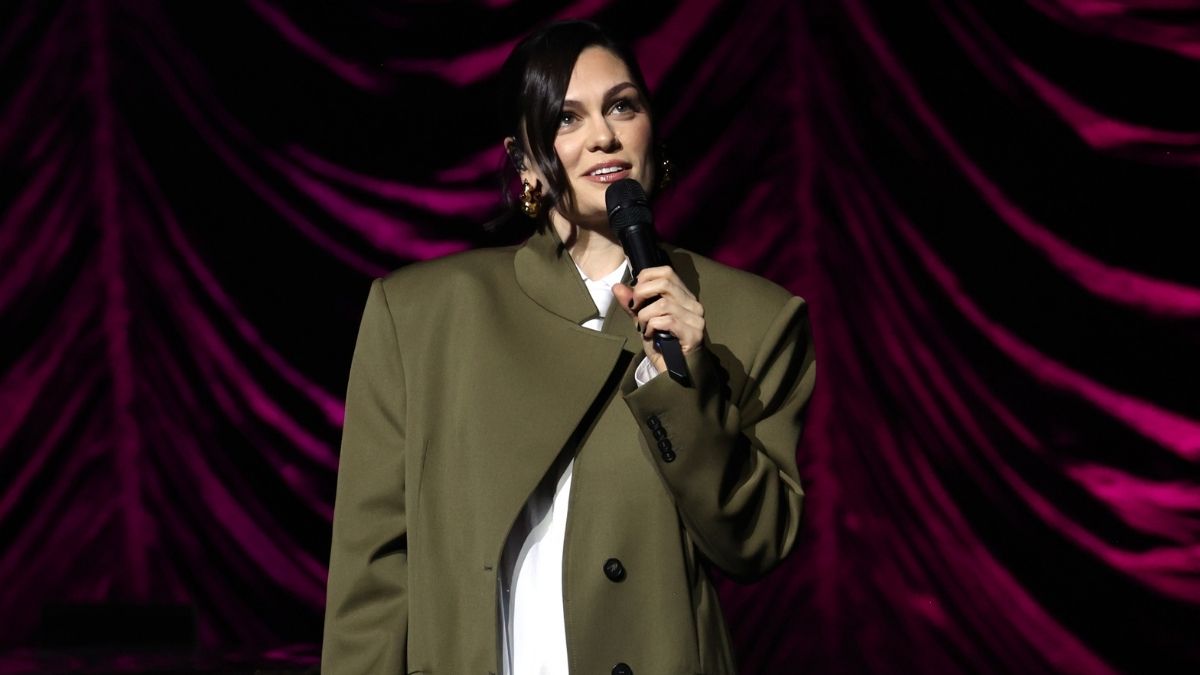Jessie J Shares Relatable Struggle of Tight Clothes During Ovulation