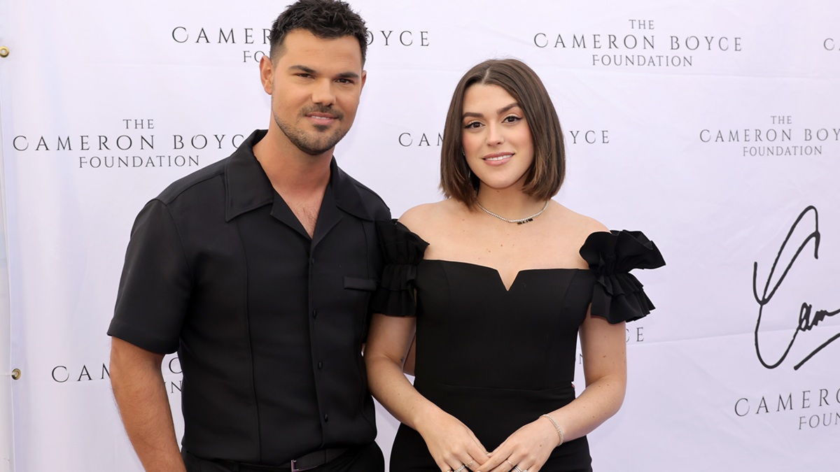 Taylor Lautner a 'Dream' Husband During Wife's Pregnancy, She Shares