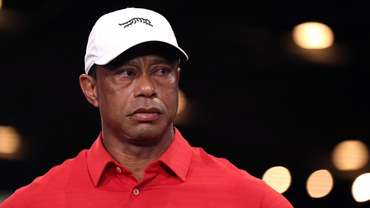 Tiger Woods Becomes Punchline on SNL After DUI Arrest