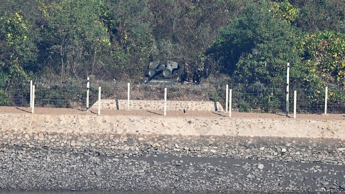 North Korea Displays Artillery with Anti-US Message Amid Rising Tensions