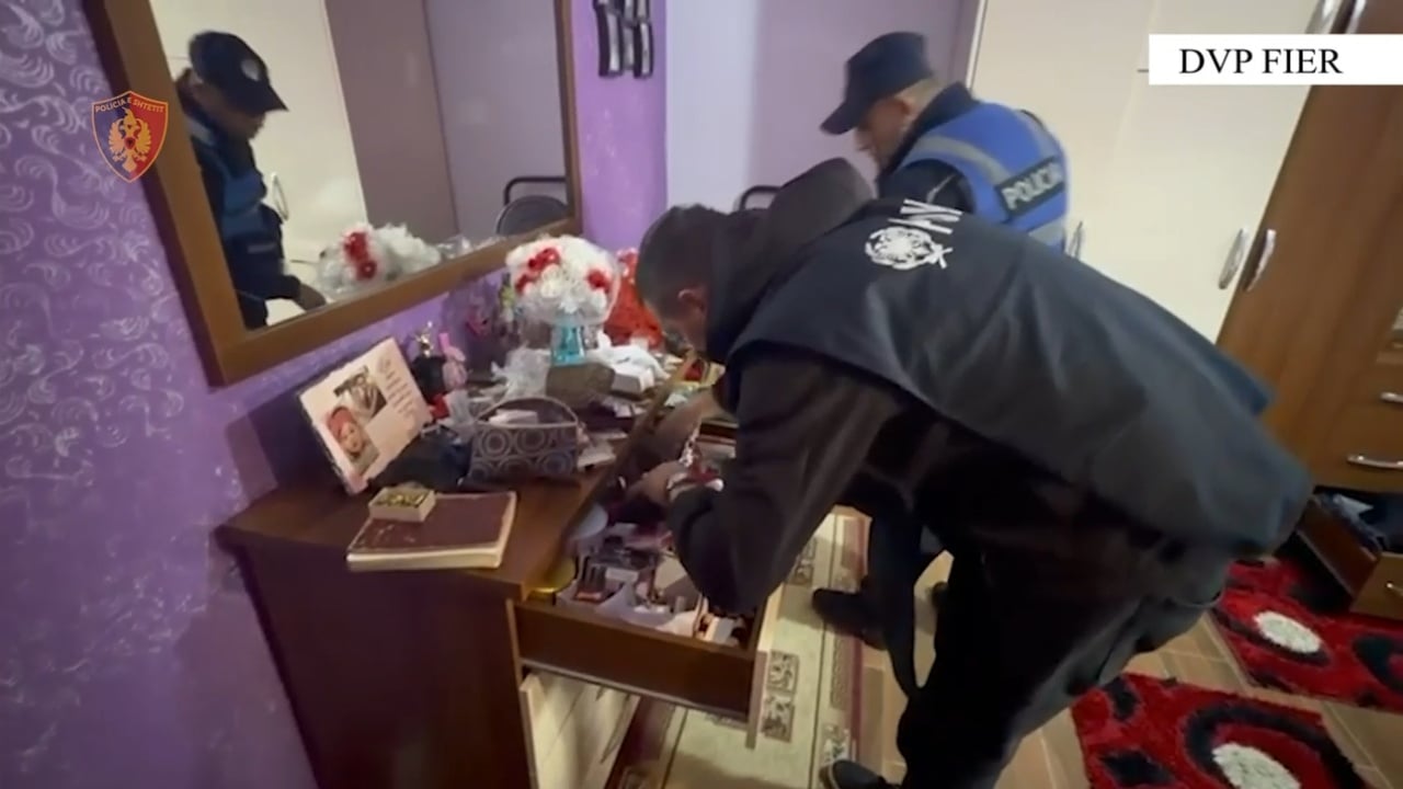 Fier: 11 under house arrest over unlicensed financial activity; cash in five currencies seized