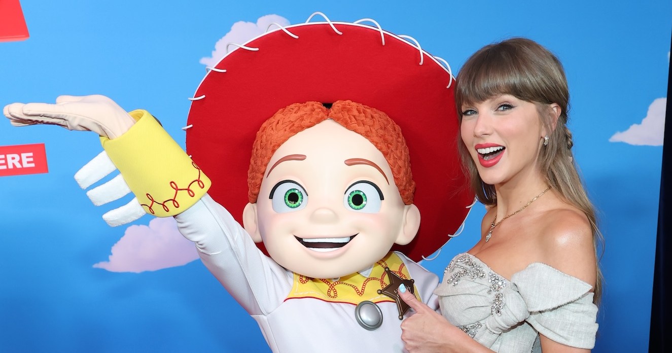 Taylor Swift's Red Carpet Moment: The Dress That Has Everyone Talking