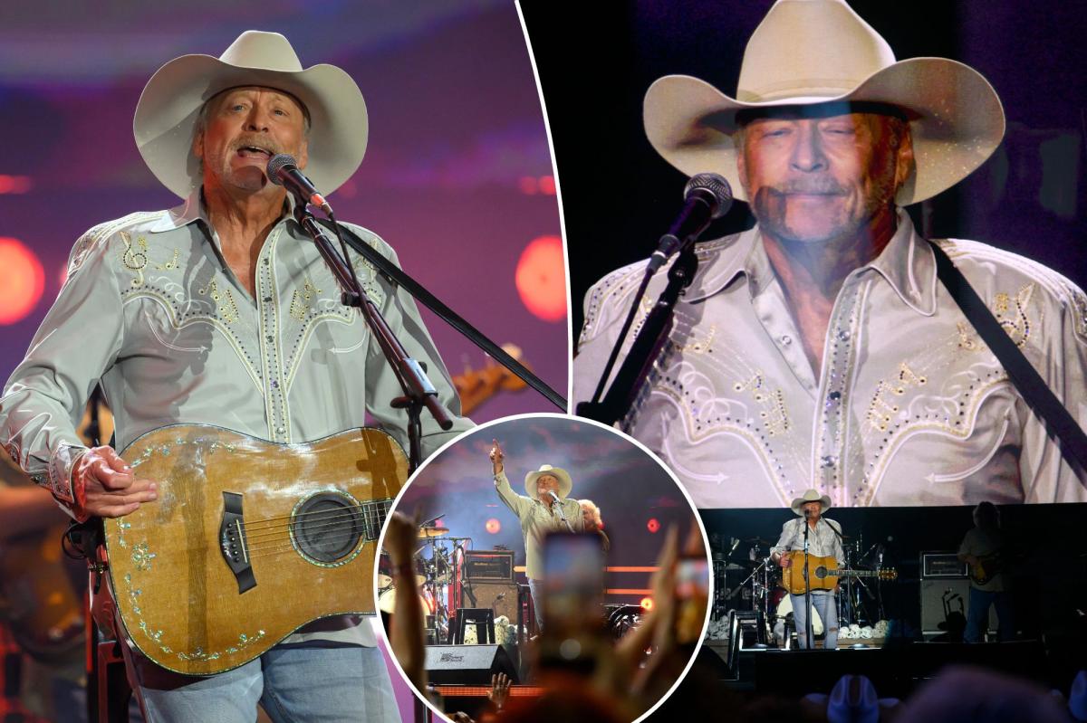 Alan Jackson's Farewell Concert Leaves Fans in Awe