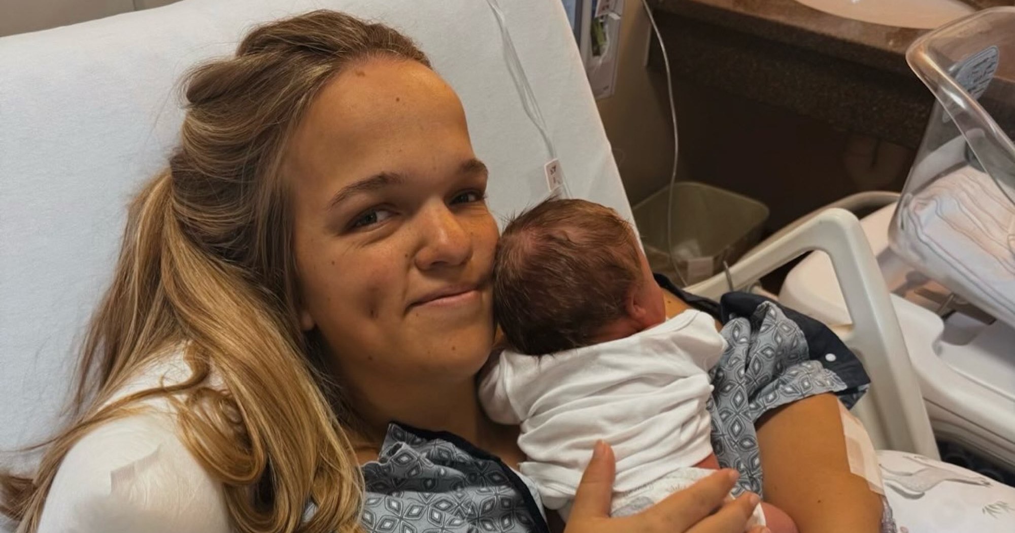 Elizabeth Johnston's Journey to Motherhood Sparks Conversations
