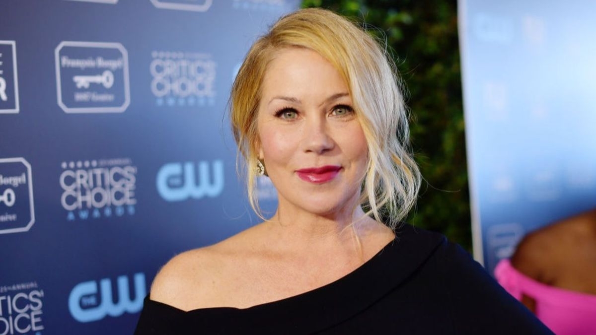 Christina Applegate's MS Misdiagnosis Highlights Common Issue in Medical Field