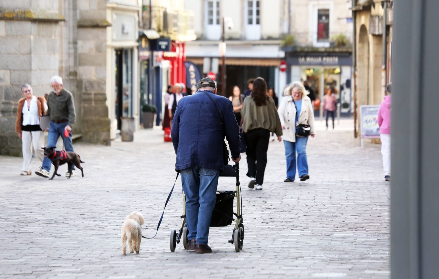 Précarité : 63 % des centres sociaux voient davantage de travailleurs en difficulté
