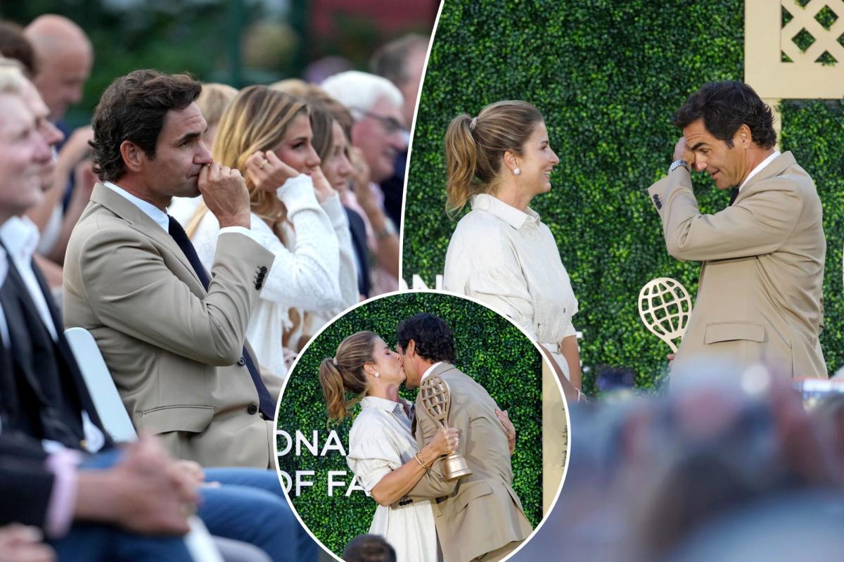 Roger Federer in Tears After Wife Mirka's Heartfelt Hall of Fame Speech