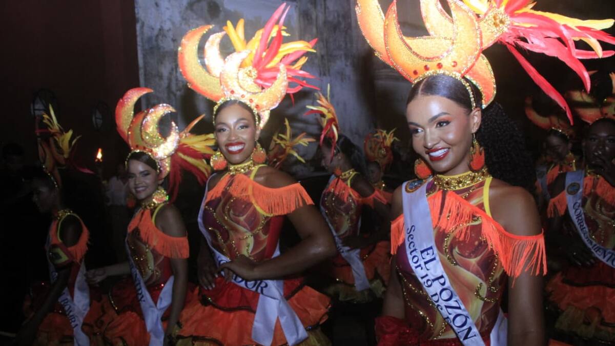 Cartagena rinde homenaje a Isolina León en la Noche de Candelas