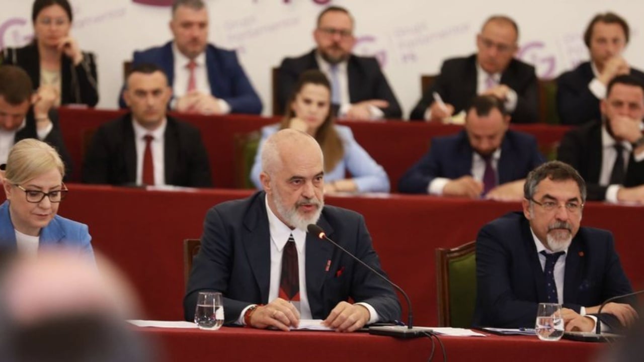 Rama’s Strong Message to Socialist MPs Over the Territorial Reform Vote