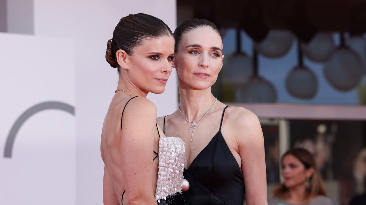 Rooney and Kate Mara's On-Screen Threesome with Orlando Bloom: What Really Happened?