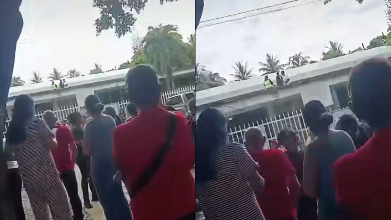 Alumno de secundaria conmociona al atacar a profesora y compañeros