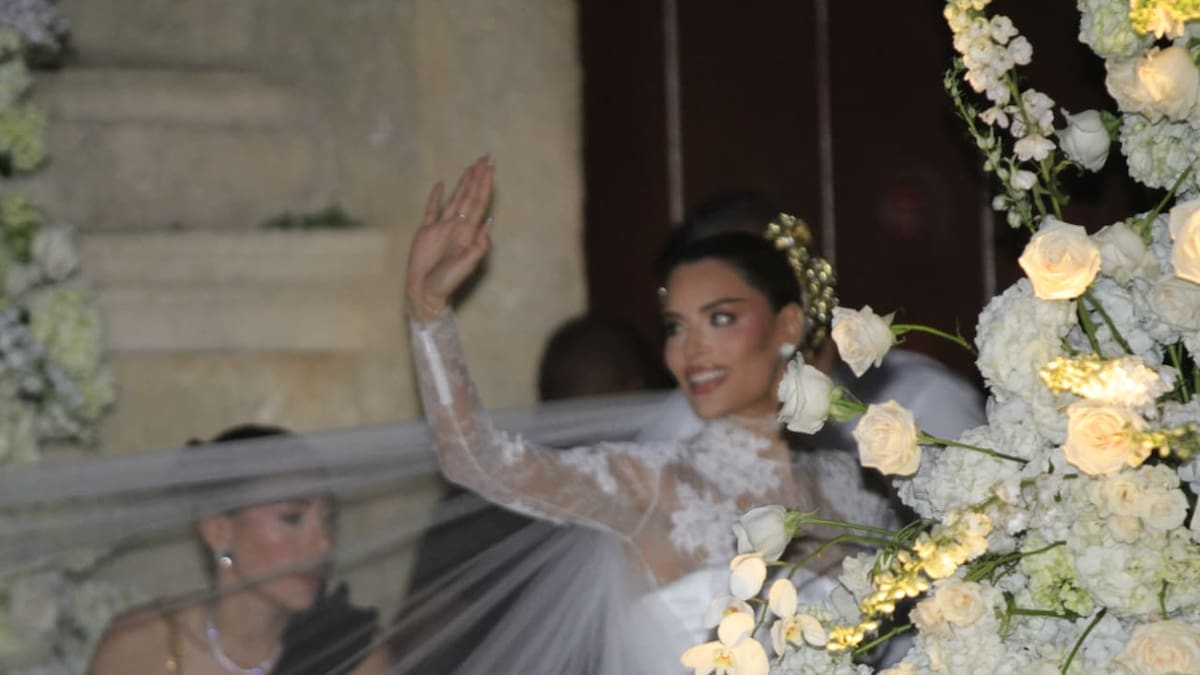 Ariadna Gutiérrez sorprende con vestido de Stéphan Rolland en su boda en Cartagena