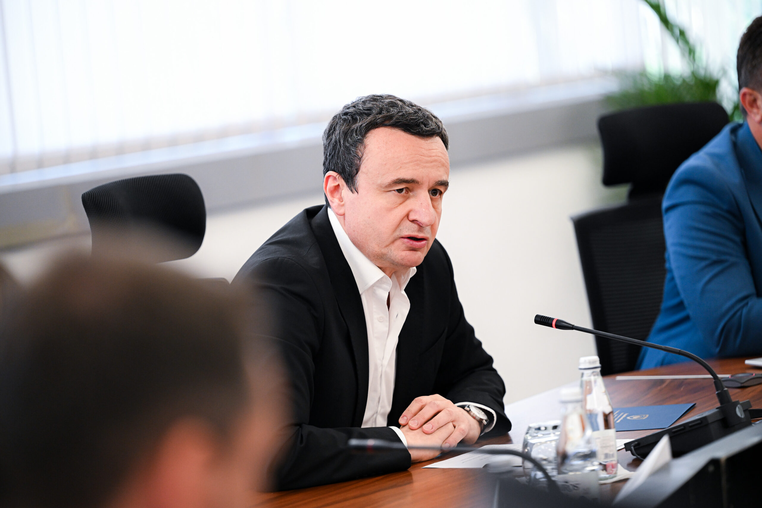 Kurti Urges Serbia to Open War Crime Archives for Justice