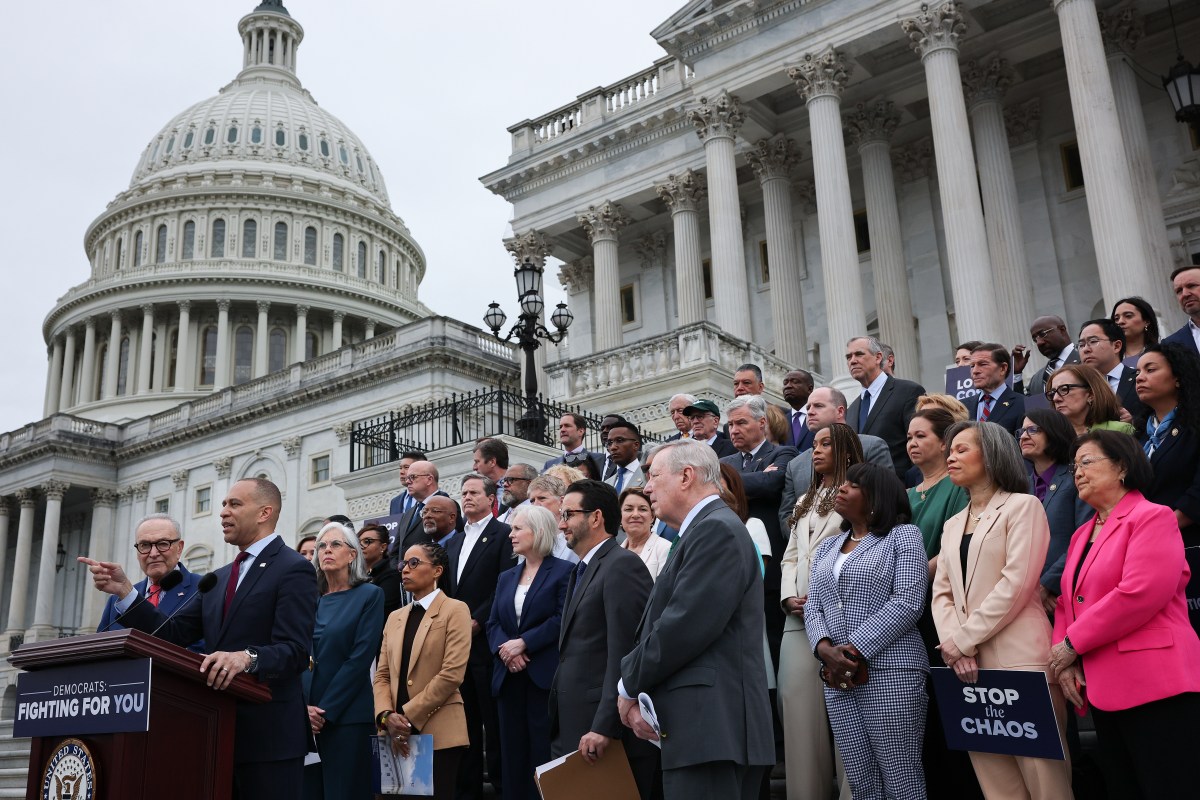 Democrats Lead From Texas to Alaska, but Obama Warns Margins Could Vanish