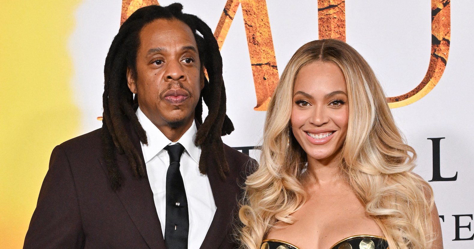 Jay-Z's London Serenade for Beyoncé Leaves Fans Talking