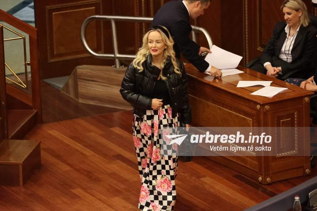 Adriana Matoshi Criticizes LDK: Confusion in Their Ranks?