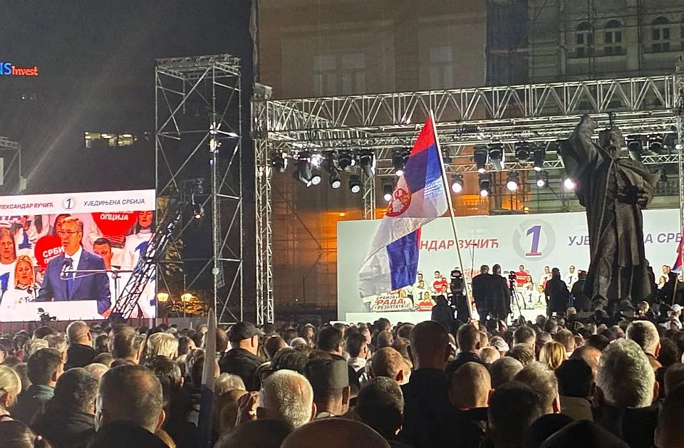 Arhiv javnih skupova: Na mitingu u Novom Sadu bilo 16.500 ljudi, MUP tvrdio 110.000