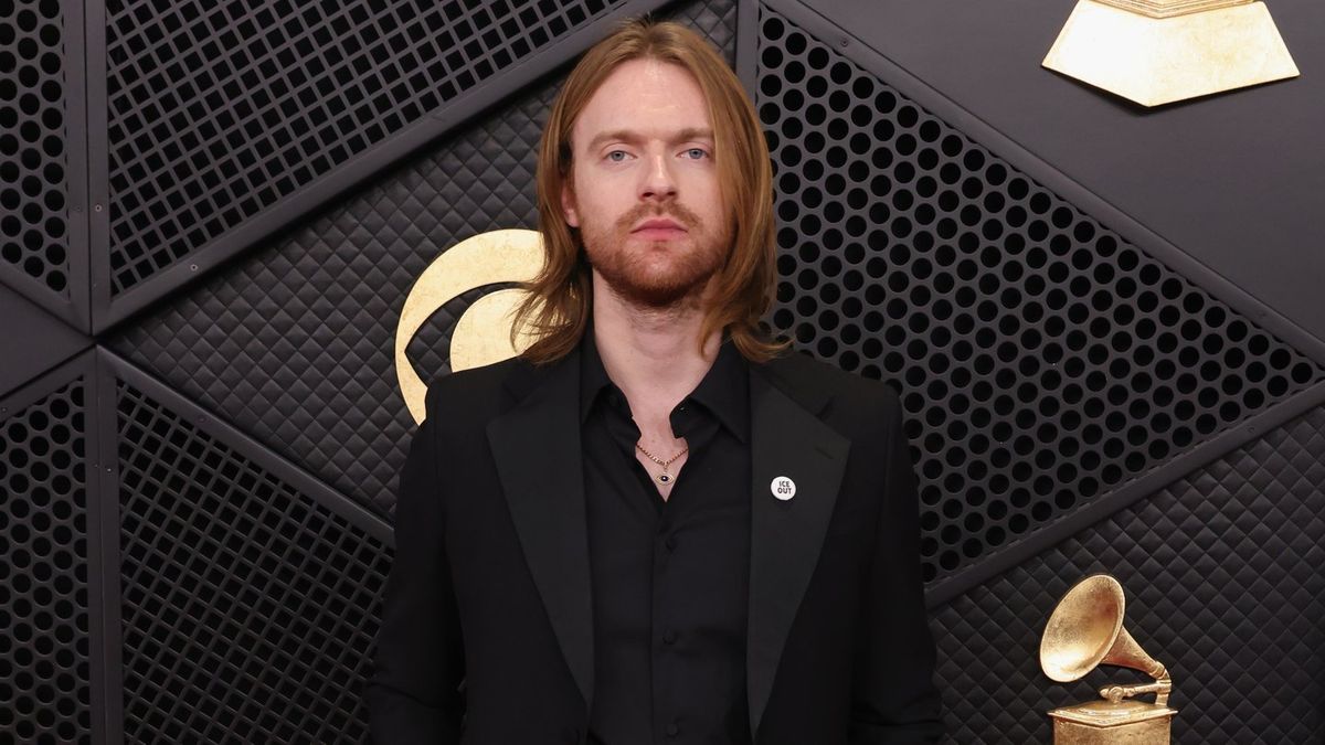 Ed Sheeran's Tour Faces Turmoil as Finneas and Others Quit Over Controversy