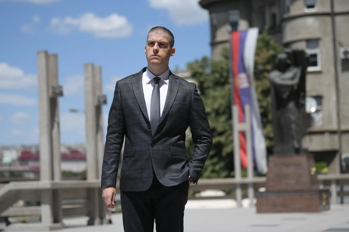 Novinar Ljubomir Stefanović u bekstvu zbog straha od pritvora i zabrane interneta