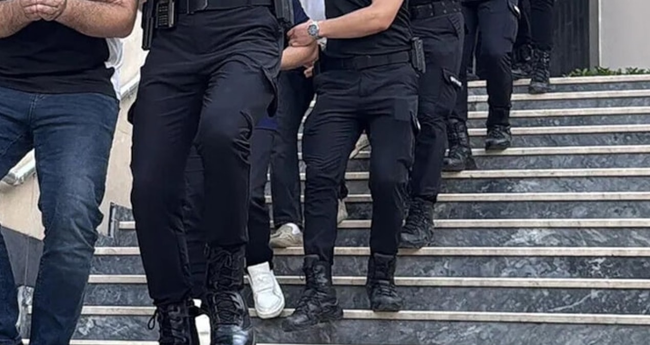 Fon Soruşturmasında 8 Tutuklama: Kimler Gözaltına Alındı?