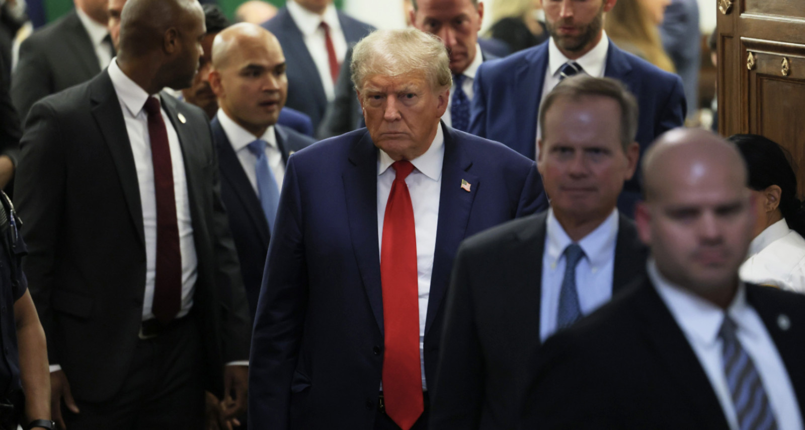 Trump's California Visit Sparks Buzz Amid Economic Claims