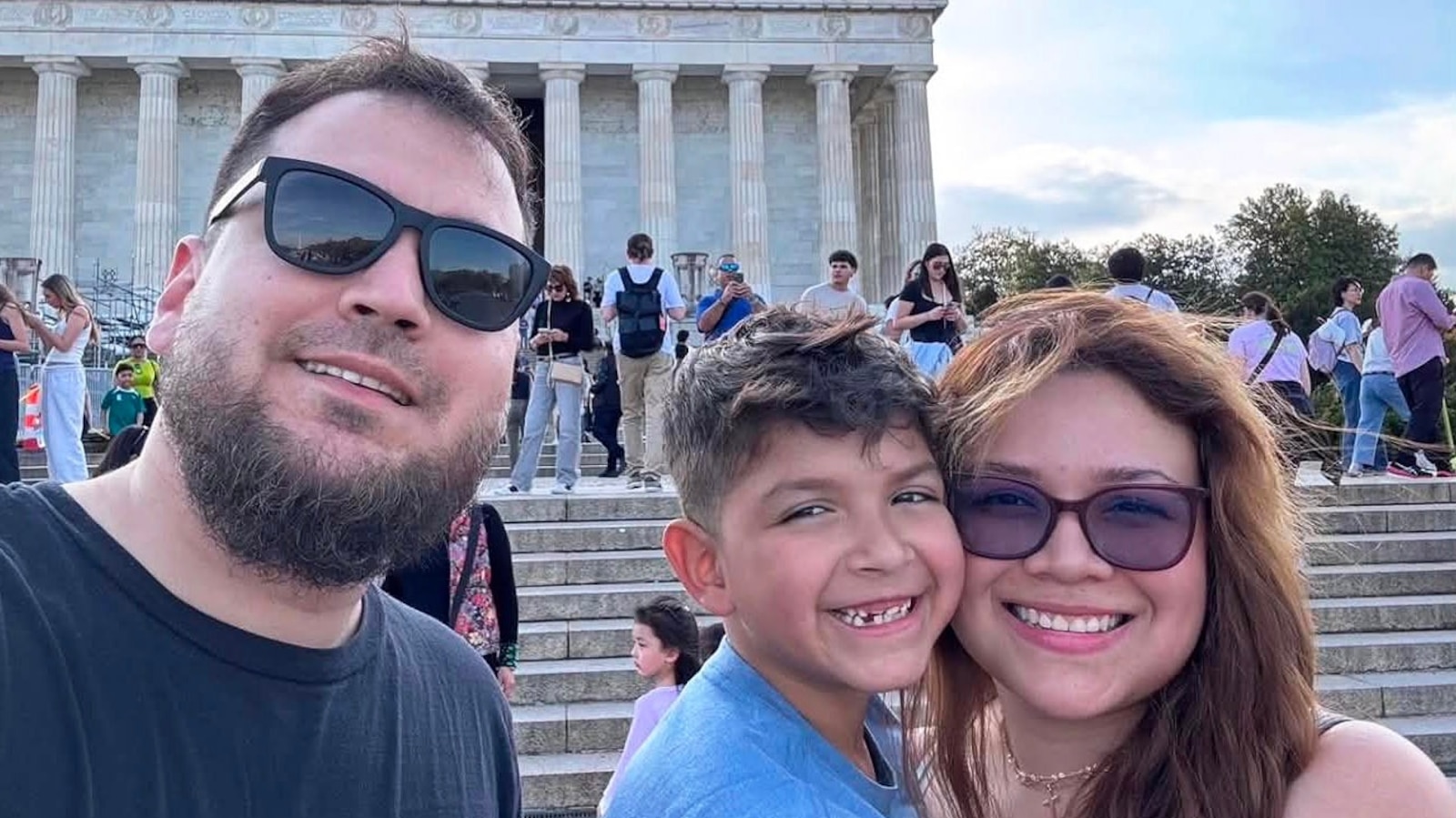 Venezuelan Mother's Heartbreak: Husband Lost After Forced Deportation