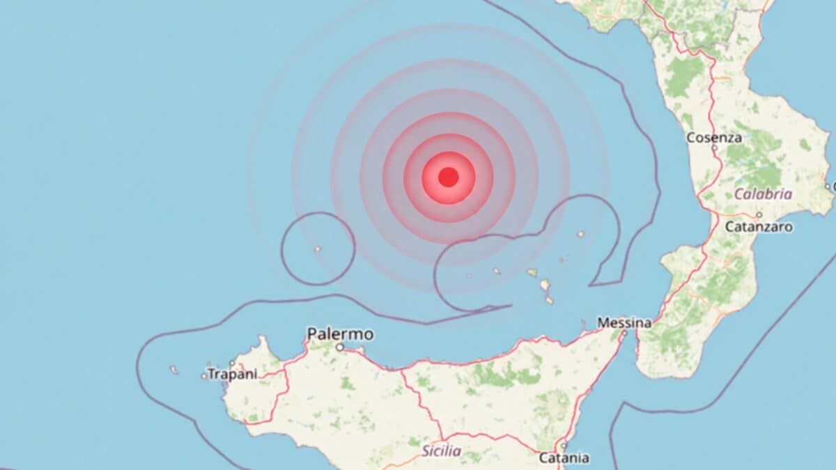 Scosse in Sicilia: oltre 30 terremoti in un giorno a causa della compressione africana
