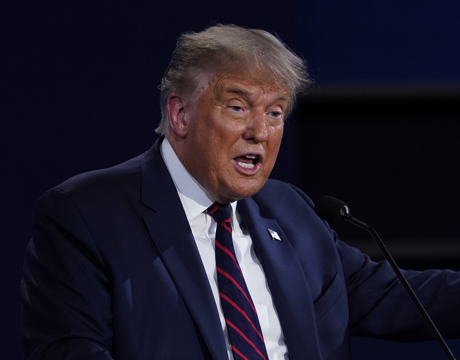 US Halts Strikes on Iran: A New Diplomatic Path?