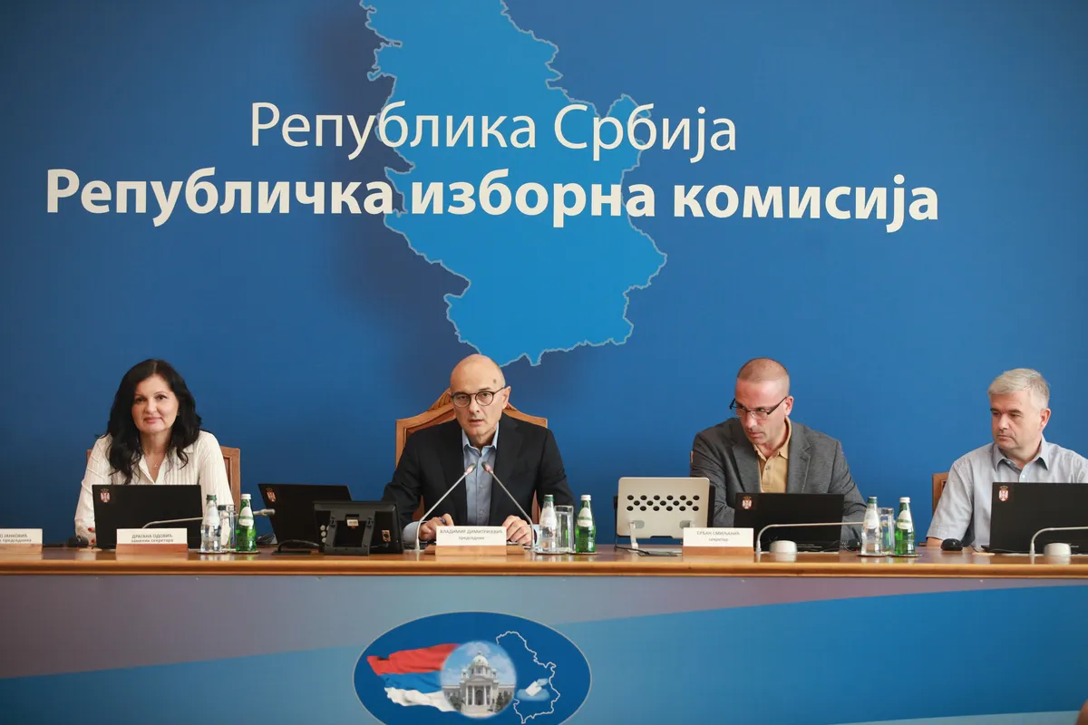 RIK usvojio 18 izbornih lista, član komisije tvrdi da je najmanje pet fiktivno
