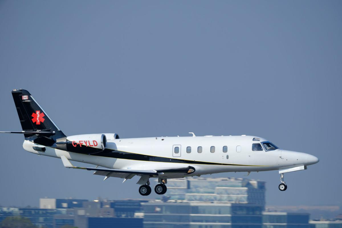Boston-Bound Plane Vanishes After Losing Contact Near Nantucket