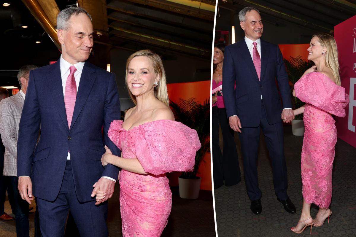 Reese Witherspoon's Red Carpet PDA With Oliver Haarmann Sparks Buzz
