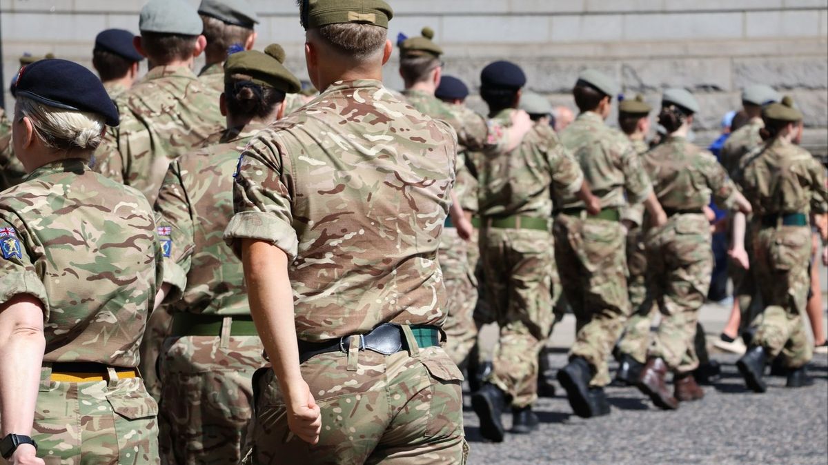UK Conscription: Young Men and Women Among First to Serve if Introduced