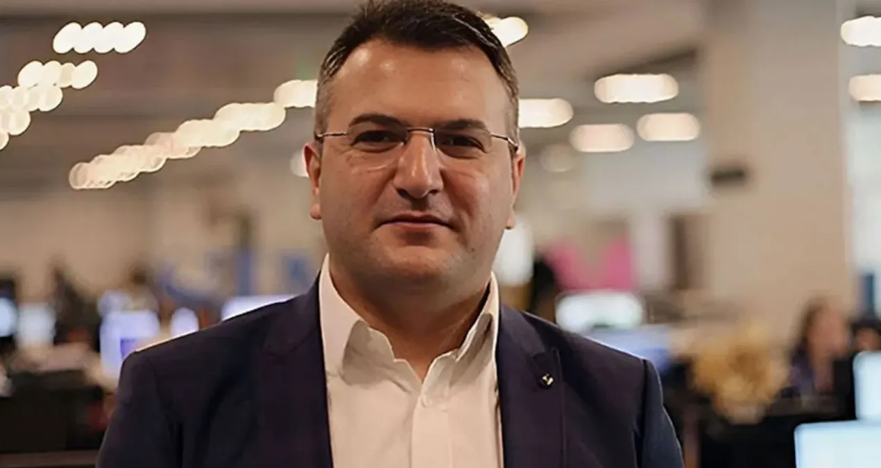 Gazeteci Cem Küçük'ün Gözaltına Alınmasıyla İlgili Detaylar Neler?
