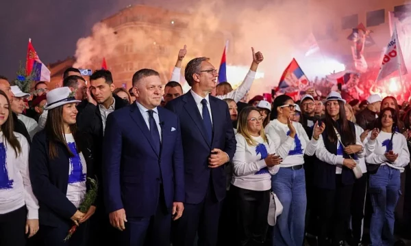 Fico backs Vučić at Novi Sad rally, reiterates Slovakia’s stance on Kosovo