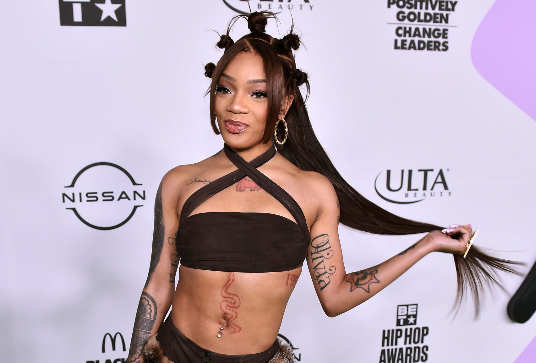 GloRilla's sister brings family drama to TMZ, expressing feeling "obligated" to rapper's money.