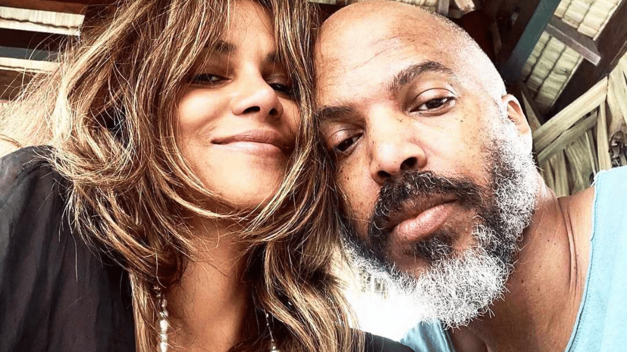 Halle Berry confirms engagement to Van Hunt: "I said I would marry him, of course" [Video]