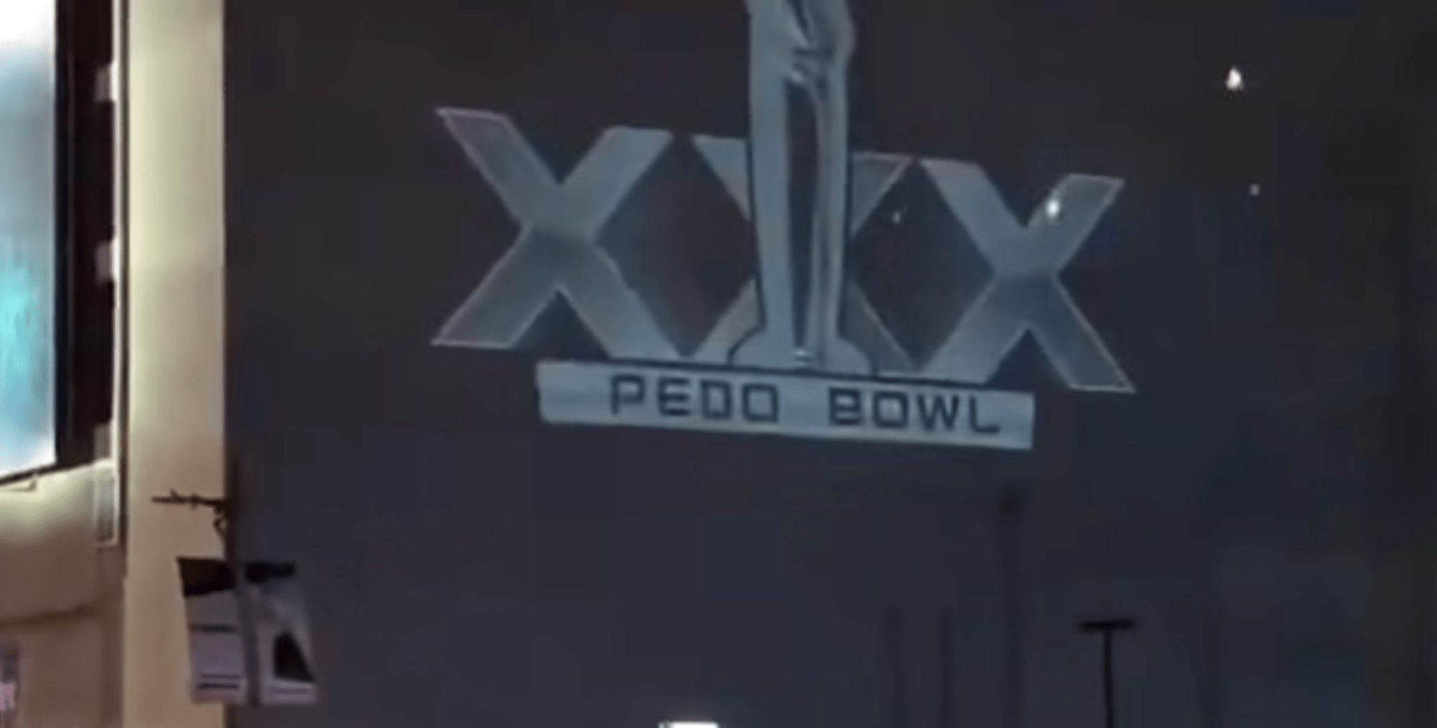 Celeb Gossip: Massive Projection Event Dubbed "P-do Bowl" [Video]