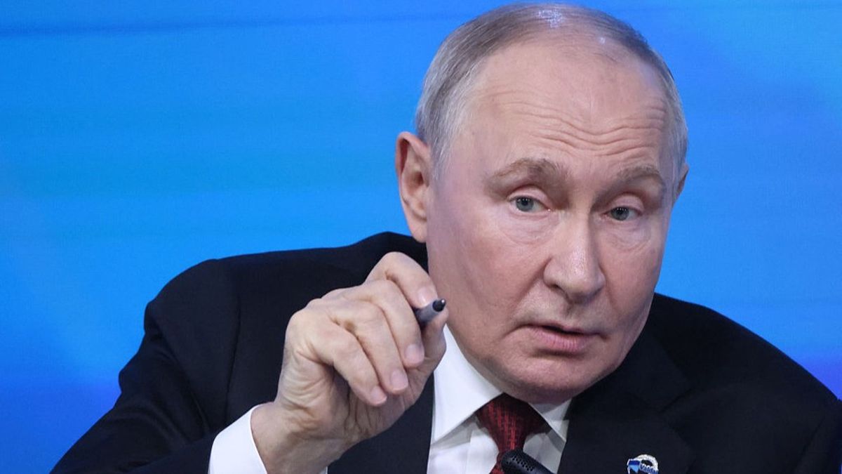 Putin’s ‘All Weapons’ Warning Puts Kaliningrad Tensions in Spotlight