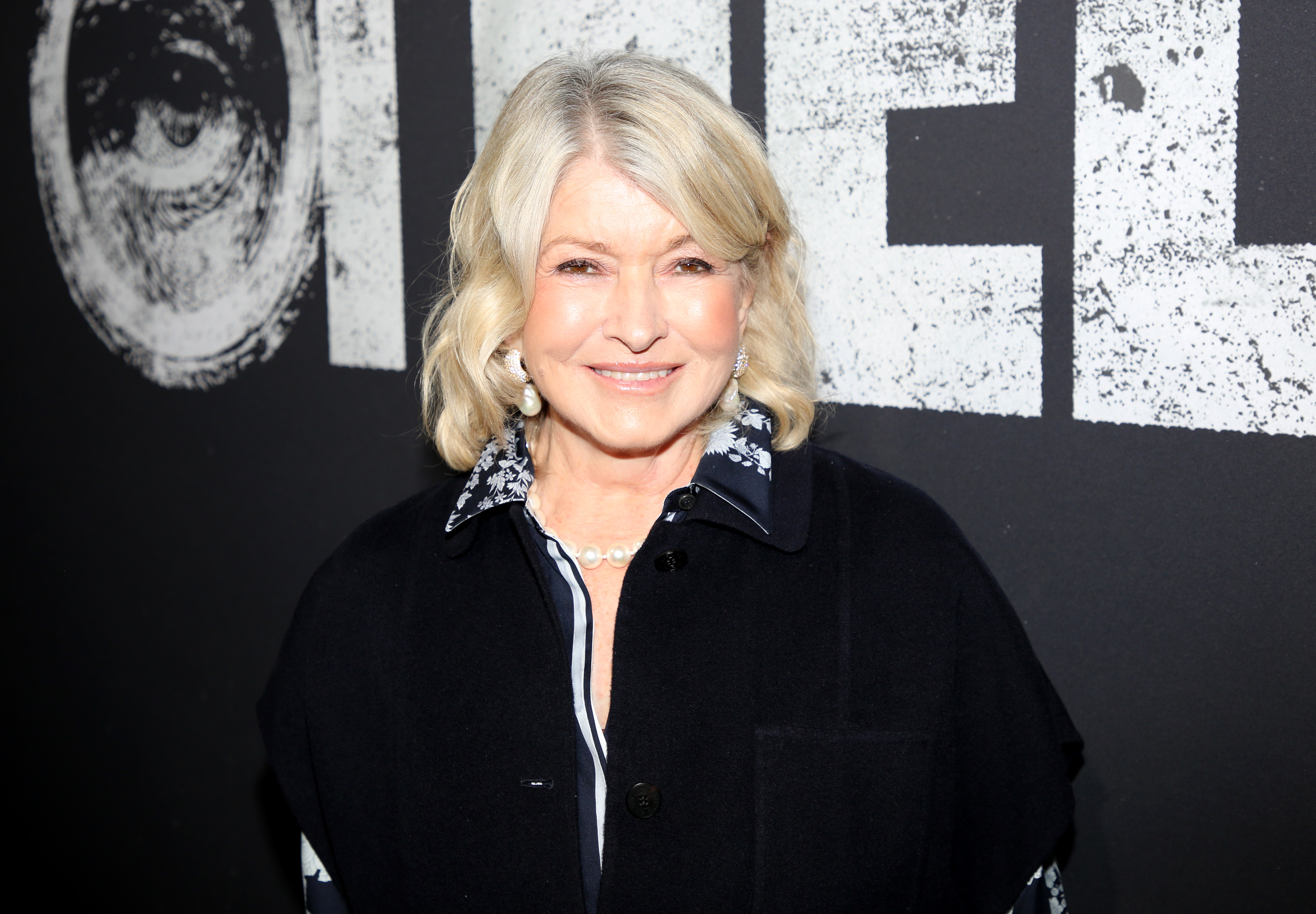Martha Stewart Revives Early-2000s Velvet Pants Trend