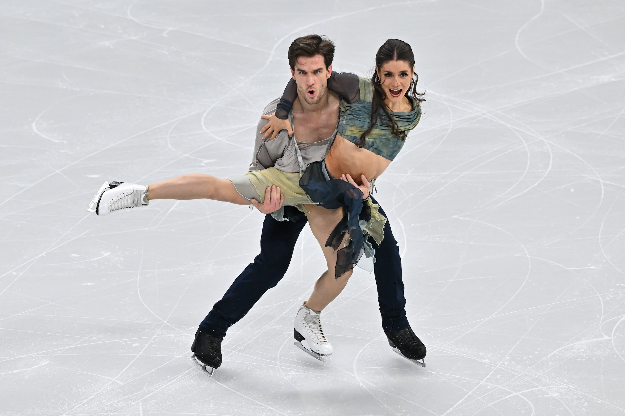 Ice Dancer at Olympics Unfazed by Boyfriend's Sexual Assault Case