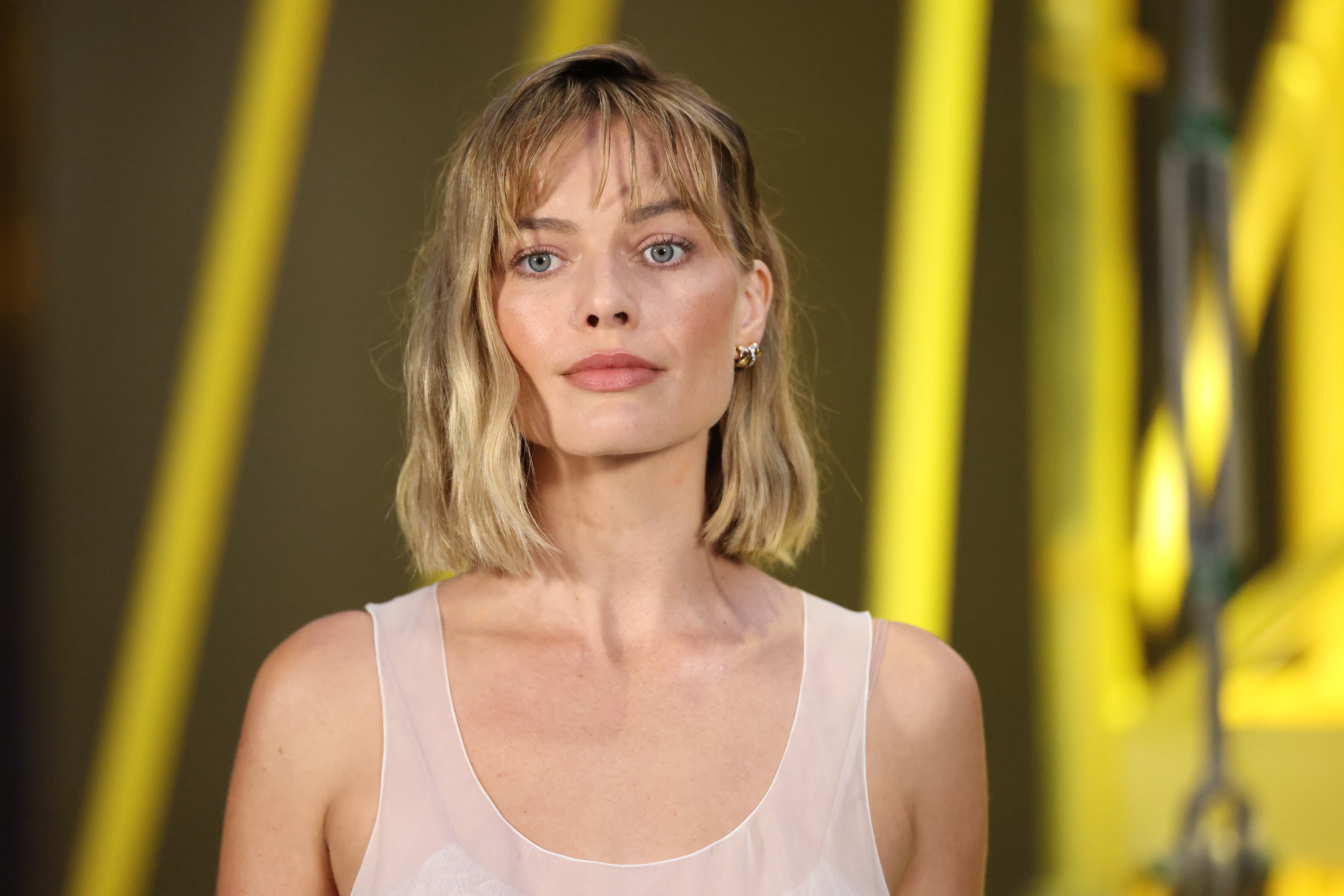 Margot Robbie's Cargo Pants Are Your New Style Inspiration