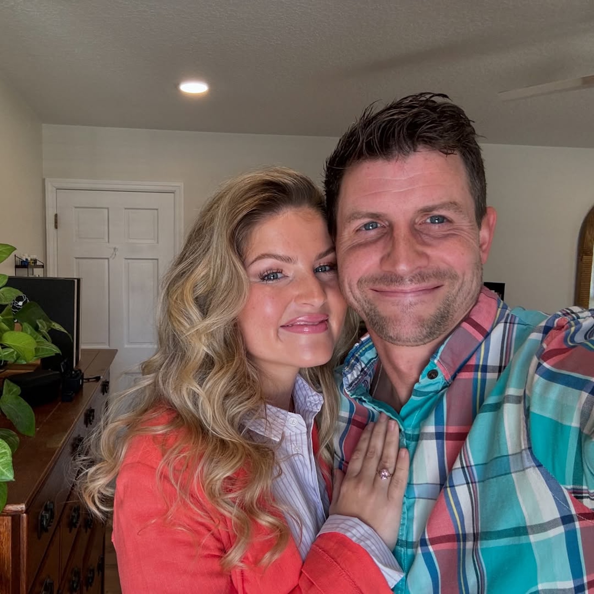 Erin Bates Breaks Silence on Botox and Filler Rumors!